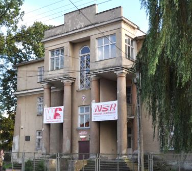 Dom czynszowy z 1922 r., obecnie siedziba WKU