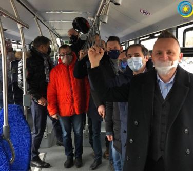 Przejażdzka elektrycznym autobusem po mieście