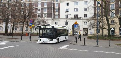 Elektryczny autobus