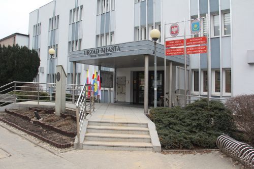 Wejście do Urzędu Miasta