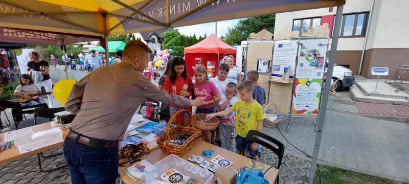 projekt "Mińsk na kółkach", namioty, osoby uczestniczące