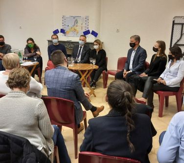Debata europejska z zaproszonymi gośćmi