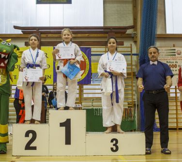 Zawodnicy na podium.