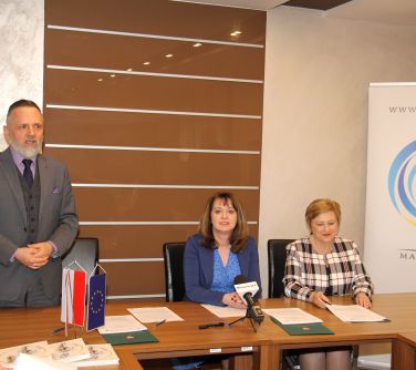 Podpisanie umowy dotacyjnej na termomodernizację SP nr 5