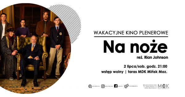 po lewej stronie w kole po środku fotel na nim starszy Pan wokól stojący ludzie, po prawej stronie inforamcje dotyczące...