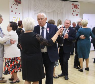 tańczące pary