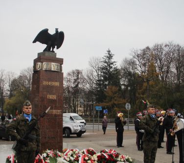 pomnik niepodległości