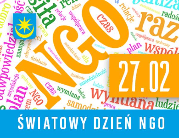 Chmura kolorowych napisów: NGO, cel, odpowedzialność, relacje, współpraca, czas wymiana, ludzie, działanie