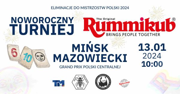 Po lewej stronie trzy pionki do rummikub. Inforamcje z plakatu zawarte w treści artykułu