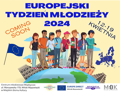 Na żółtym tle rysunek ośmiu osób, podróżników którzy stoją na globie obok budynków.