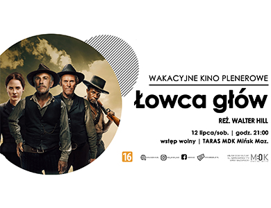 Po lewej w kole trzech kowbojów w kapeluszach i jedna kobieta. Po prawej trzyma pistolet. Po prawej na białym tle treść.