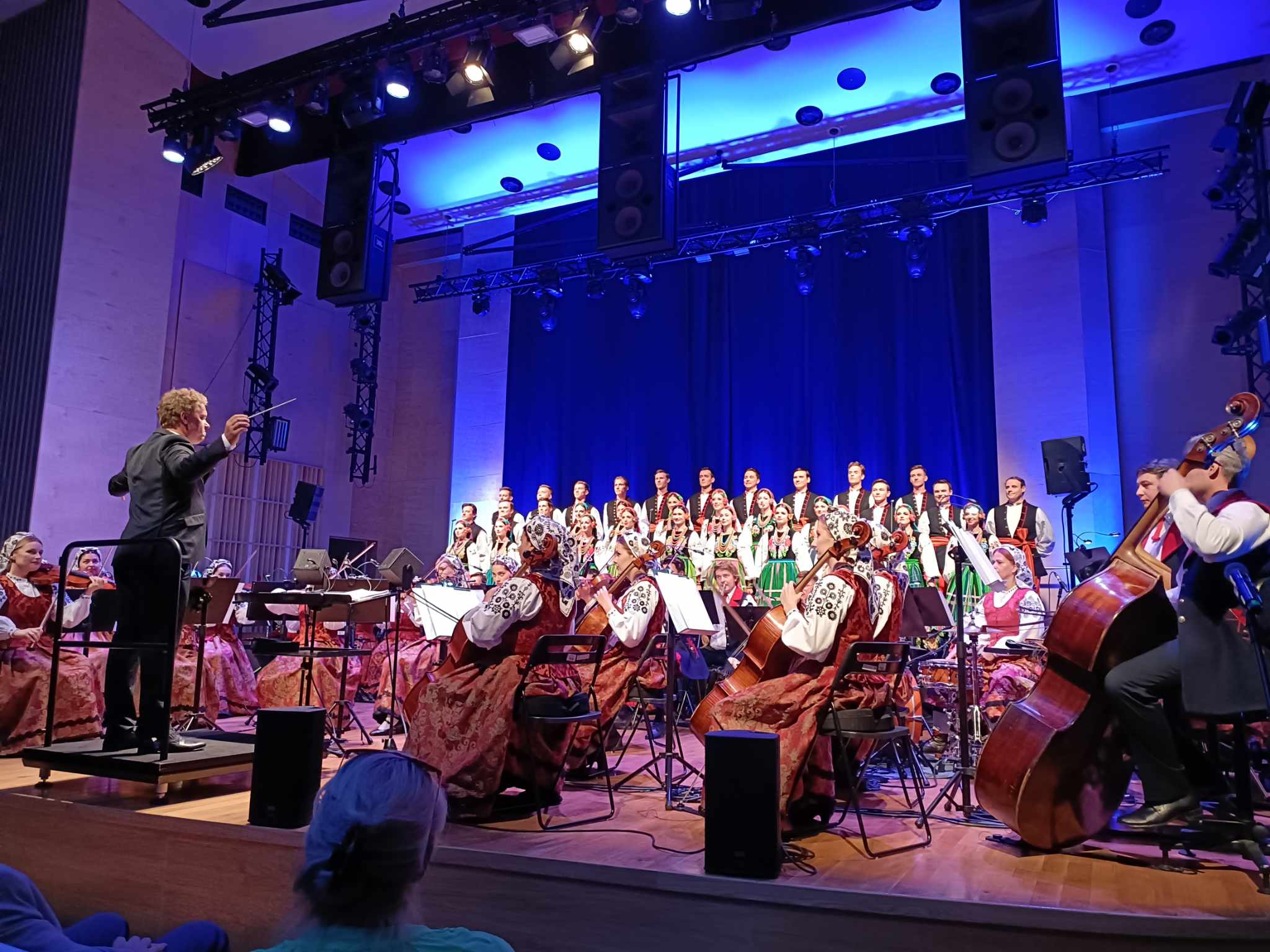 Koncert chóru i orkiestry "Mazowsze"