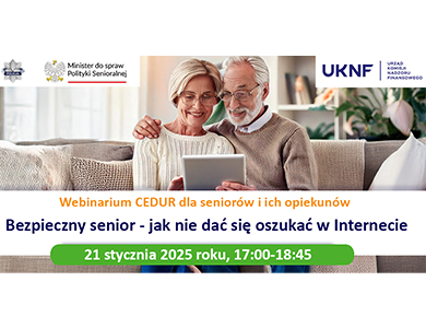 Zdjęcie przytulonej pary seniorów. Siedza na kanapie wpatrzeni w ekran laptopa. Naokoło informacje
