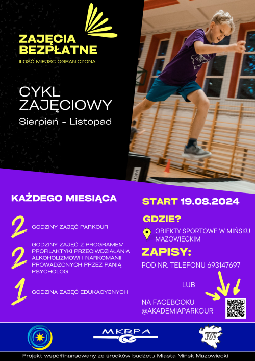 Po lewej na czarnym tle tekst. Po prawej zdjęcie chłopca skaczaćego pobarierce na hali sportowej